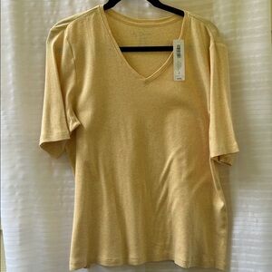 NWTChico’s ladies Yellow Cream Heather V-Neck Elbow Length Short Sleeve Tee Sz 2